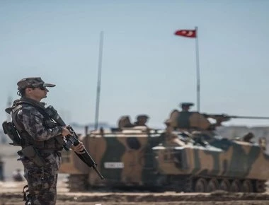 Σφίγγει ο κλοιός για τους Κούρδους - Στα 4 χλμ από την Αφρίν ο τουρκικός στρατός